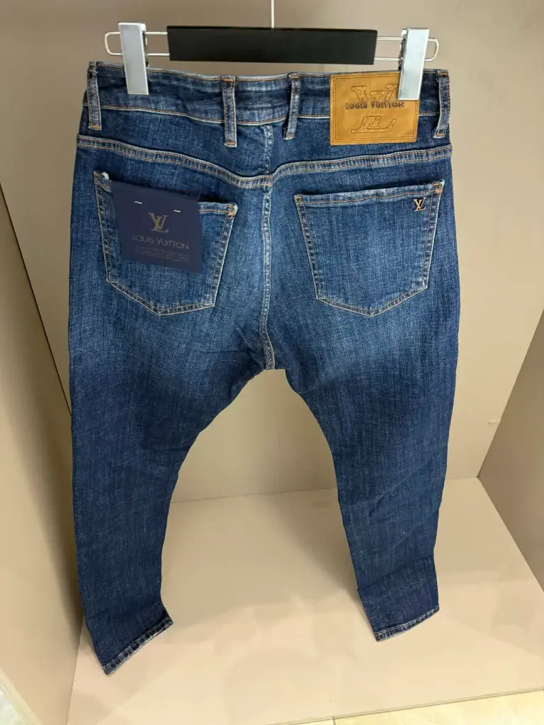 Jean LV