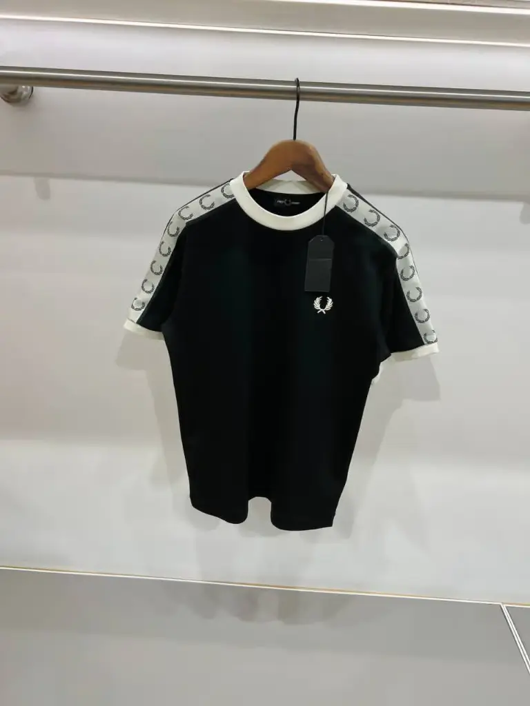 T-shirt FREDPERRY 