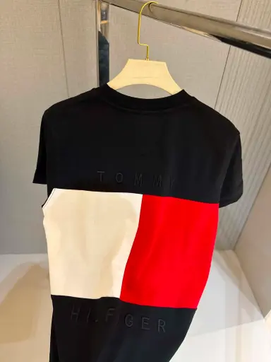 T-shirt Tommy Hilfiger 